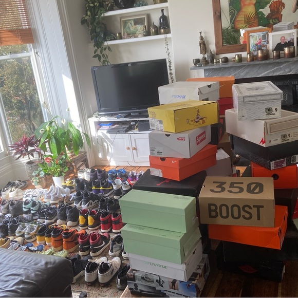 Welcome to From 614th!
Find us on all platforms link in my about - Picture 2 of 6